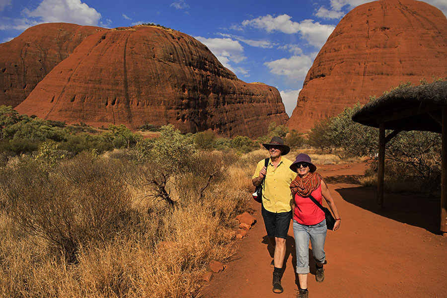 The Ultimate Guide to Visiting Uluru: Tips for an Unforgettable Journey