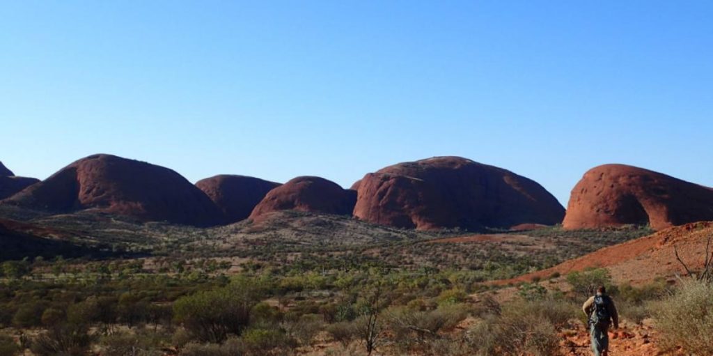 7 Ways to Protect Yourself from Sunburn in the Outback